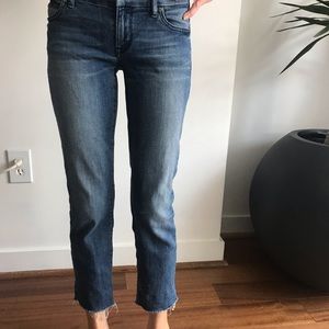 Guess relaxed cropped jeans 30 1/2L